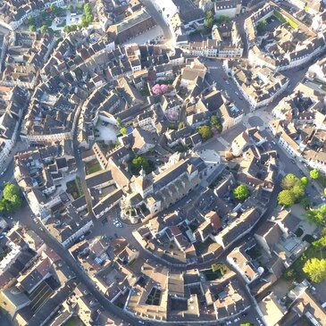 Baptême de l'air hélicoptère en région Bourgogne Baptême de l'air hélicoptère en région Bourgogne