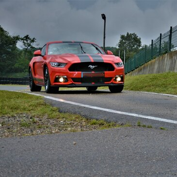 Paddock 42 - Andrézieux, Loire (42) - Stage de Pilotage Ford Mustang