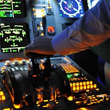 Simulateur de Vol en Avion de Ligne à Paris-Orly Simulateur de Vol en Avion de Ligne à Paris-Orly