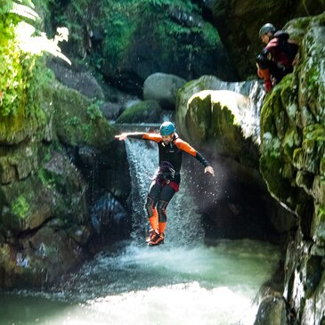 Niaux, Ariège (09) - Canyoning Niaux, Ariège (09) - Canyoning