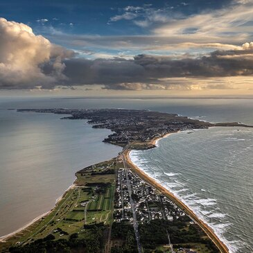 Vol Privatif en Hélicoptère à Belle-Île-en-Mer Vol Privatif en Hélicoptère à Belle-Île-en-Mer