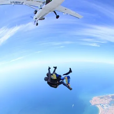 Aérodrome de la Lande, Vendée (85) - Saut en parachute
