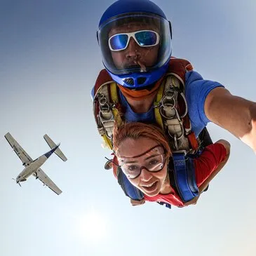 Saut en parachute proche Aérodrome de la Lande