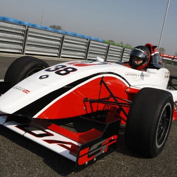 Nevers - Circuit Club Magny Cours, Nièvre (58) - Week end Pilotage Auto et Moto Nevers - Circuit Club Magny Cours, Nièvre (58) - Week end Pilotage Auto et Moto