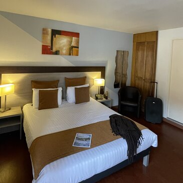 Réserver Week end Pilotage Auto et Moto département Nièvre Réserver Week end Pilotage Auto et Moto département Nièvre