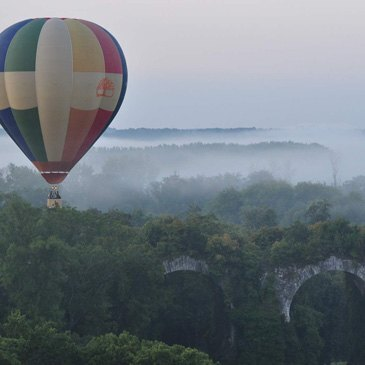 Maintenon, Eure et loir (28) - Baptême de l'air montgolfière Maintenon, Eure et loir (28) - Baptême de l'air montgolfière