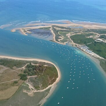 Baptême en Hélicoptère à Caen en région Normandie Baptême en Hélicoptère à Caen en région Normandie