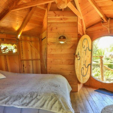 Weekend et Hébergement Insolite en région PACA et Corse Weekend et Hébergement Insolite en région PACA et Corse