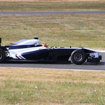 Stage de Pilotage Formule 1 proche Circuit de Nevers Magny-Cours