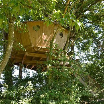 Weekend et Hébergement Insolite, département Mayenne Weekend et Hébergement Insolite, département Mayenne