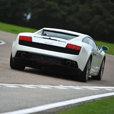 Stage de pilotage Lamborghini en région Languedoc-Roussillon