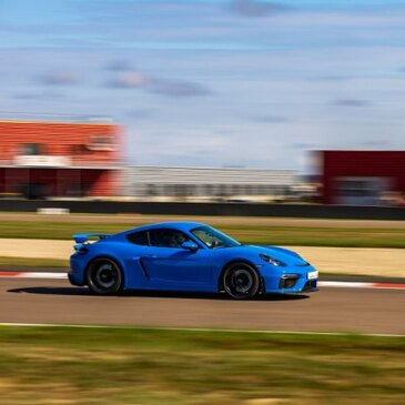 Stage Multivolant 2 Autos Pilotage Duo - Circuit d'Issoire en région Auvergne Stage Multivolant 2 Autos Pilotage Duo - Circuit d'Issoire en région Auvergne