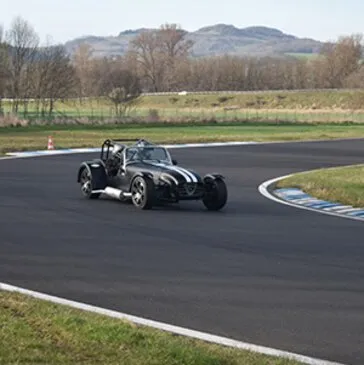 Stage de Pilotage Lotus et Caterham, département Puy de dôme
