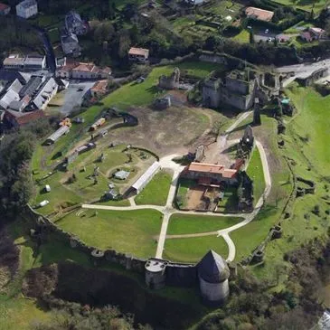 Aérodrome de Cholet-Le Pontreau, Maine et loire (49) - Baptême de l&#39;air hélicoptère