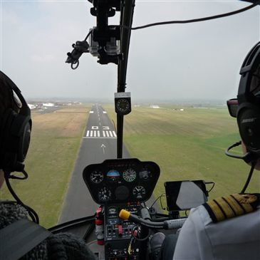 Initiation au Pilotage d'Hélicoptère à Cholet Initiation au Pilotage d'Hélicoptère à Cholet