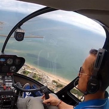 Stage initiation hélicoptère en région Pays-de-la-Loire Stage initiation hélicoptère en région Pays-de-la-Loire