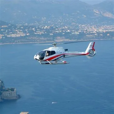 Aéroport de Nice, Alpes Maritimes (06) - Baptême de l&#39;air hélicoptère