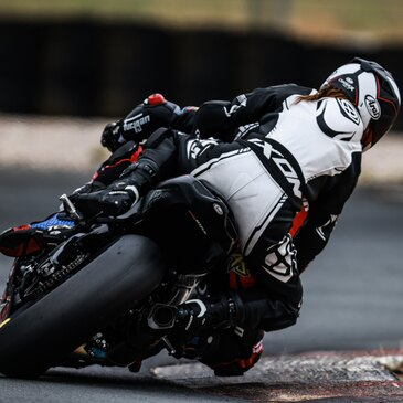 Baptême Moto sur Circuit proche Circuit du Val de Vienne - Le Vigeant Baptême Moto sur Circuit proche Circuit du Val de Vienne - Le Vigeant