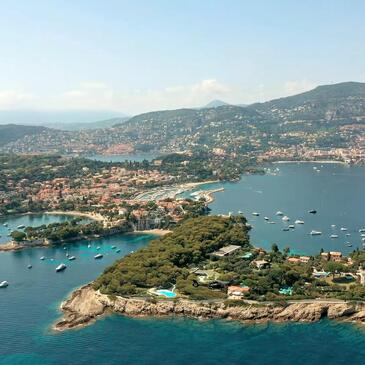 Baptême de l'air hélicoptère en région PACA et Corse Baptême de l'air hélicoptère en région PACA et Corse