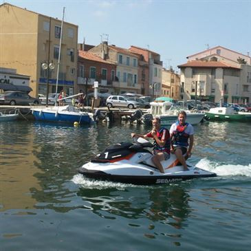 Jet ski Scooter des mers proche Saint-Mitre-les-Remparts Jet ski Scooter des mers proche Saint-Mitre-les-Remparts