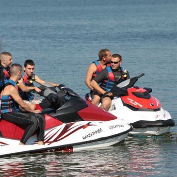 Randonnée en Jet Ski sur l’Étang de Berre en région PACA et Corse Randonnée en Jet Ski sur l’Étang de Berre en région PACA et Corse