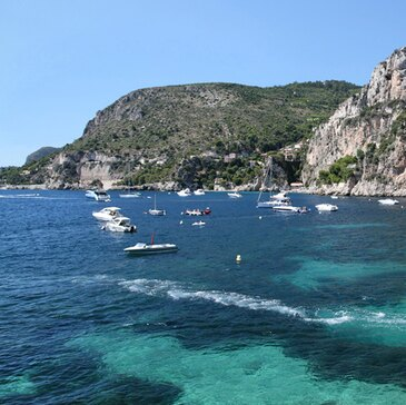 Location de Bateau proche Villefranche-sur-Mer Location de Bateau proche Villefranche-sur-Mer