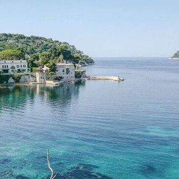 Location de Bateau avec Skipper à Villefranche-sur-Mer en région PACA et Corse Location de Bateau avec Skipper à Villefranche-sur-Mer en région PACA et Corse