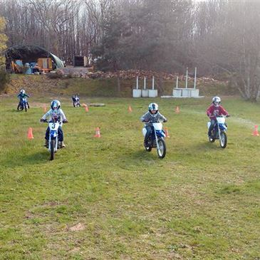 Initiation à la Moto pour Enfant près de Brive-la-Gaillarde Initiation à la Moto pour Enfant près de Brive-la-Gaillarde