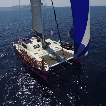 Balade en bateau en région PACA et Corse Balade en bateau en région PACA et Corse