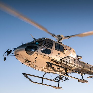 Initiation au Pilotage d'Hélicoptère à Grenoble en région Rhône-Alpes Initiation au Pilotage d'Hélicoptère à Grenoble en région Rhône-Alpes