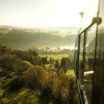 Baptême en hélicoptère à Neuvy-le-Roi Baptême en hélicoptère à Neuvy-le-Roi
