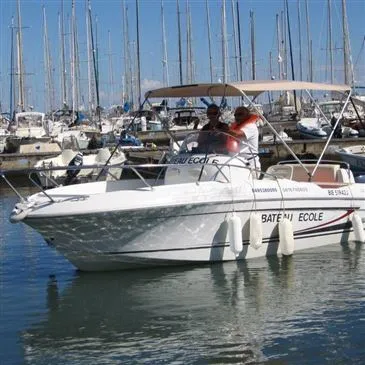 Permis Bateau Côtier à Santa Maria Poggio