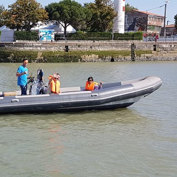 Location de Bateau à moteur à La Rochelle Location de Bateau à moteur à La Rochelle