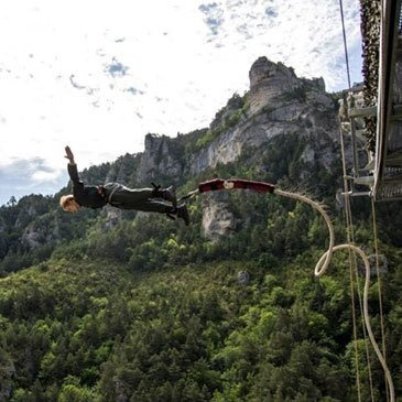 Saut à l'élastique en région Rhône-Alpes Saut à l'élastique en région Rhône-Alpes