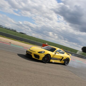 Stage en Porsche GT4 - Circuit de Saint-Dié-des-Vosges Stage en Porsche GT4 - Circuit de Saint-Dié-des-Vosges