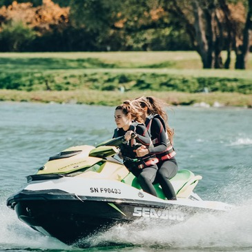 Jet ski Scooter des mers proche Quilly, à 30 min de Nantes Jet ski Scooter des mers proche Quilly, à 30 min de Nantes