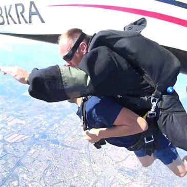 Saut en parachute en région Midi-Pyrénées Saut en parachute en région Midi-Pyrénées