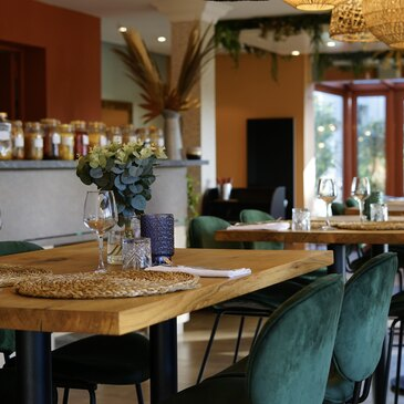 Réserver Spa, Massage et Soin du corps en Pays-de-la-Loire Réserver Spa, Massage et Soin du corps en Pays-de-la-Loire