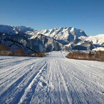 Altiport de l'Alpe d'Huez, Isère (38) - Baptême en ULM et Autogire Altiport de l'Alpe d'Huez, Isère (38) - Baptême en ULM et Autogire