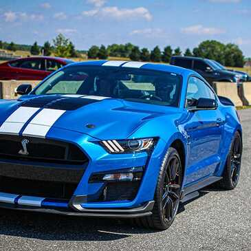 Stage de Pilotage Ford Mustang en région Auvergne Stage de Pilotage Ford Mustang en région Auvergne