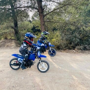 Stage de Moto-Cross près d'Aix-en-Provence en région PACA et Corse Stage de Moto-Cross près d'Aix-en-Provence en région PACA et Corse