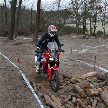 Stage de Pilotage Moto Trail près de Bordeaux en région Aquitaine
