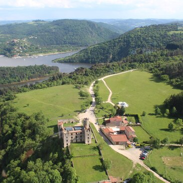 Baptême en Hélicoptère à Saint-Etienne en région Rhône-Alpes Baptême en Hélicoptère à Saint-Etienne en région Rhône-Alpes