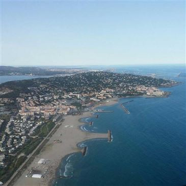 Baptême de l'air hélicoptère, département Hérault Baptême de l'air hélicoptère, département Hérault