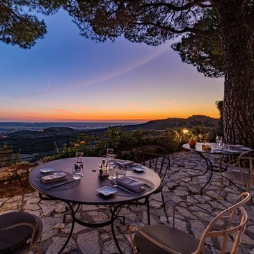 Week end Gastronomique proche Salon-de-Provence