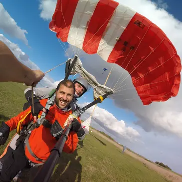 Offrir Saut en parachute département Loiret