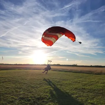Réserver Saut en parachute en Ile-de-France Réserver Saut en parachute en Ile-de-France