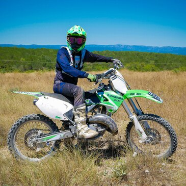 Grospierres, à 15 min de Vallon-Pont-d'Arc, Ardèche (07) - Stage de Moto Cross Grospierres, à 15 min de Vallon-Pont-d'Arc, Ardèche (07) - Stage de Moto Cross