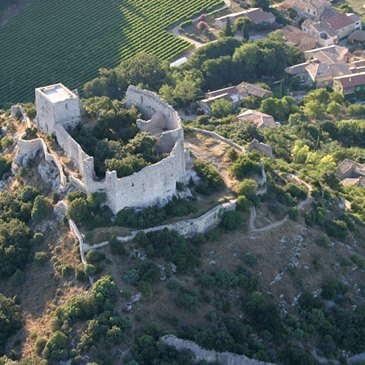 Baptême en ULM Multiaxe au Pont du Gard en région Languedoc-Roussillon Baptême en ULM Multiaxe au Pont du Gard en région Languedoc-Roussillon