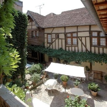 Week-End Bien-être au Champ des Oiseaux à Troyes en région Champagne-Ardenne Week-End Bien-être au Champ des Oiseaux à Troyes en région Champagne-Ardenne